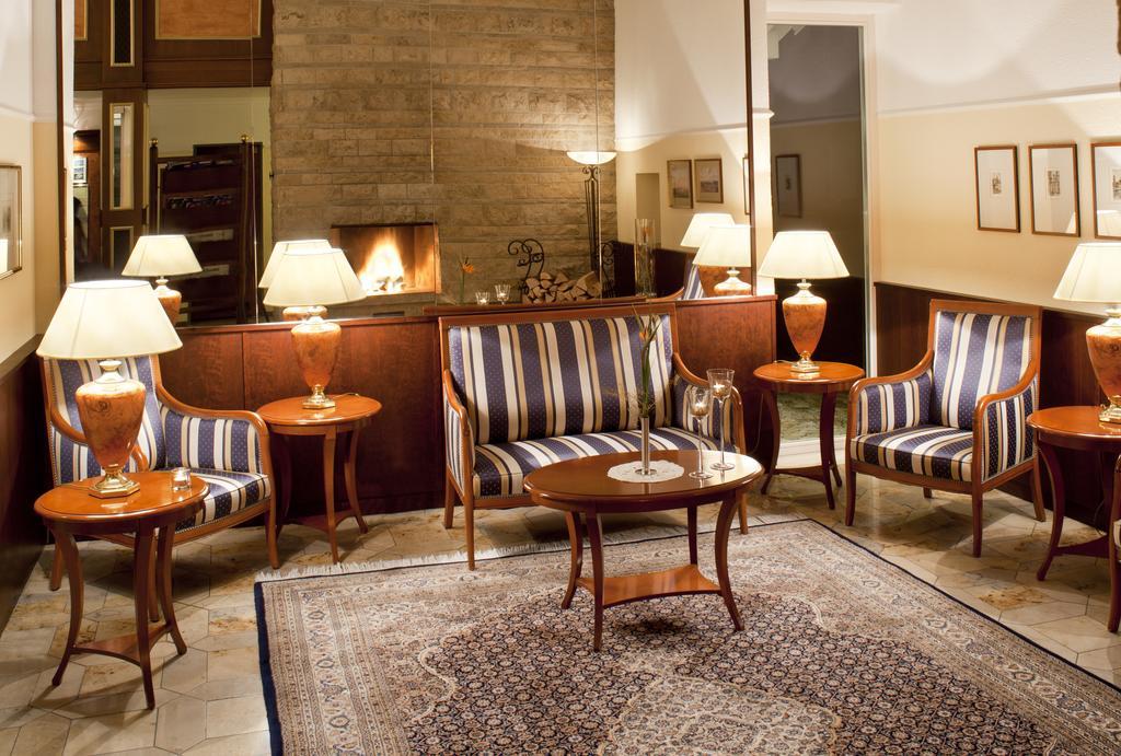 Hotel Hofmark باد بيرنباخ المظهر الخارجي الصورة
