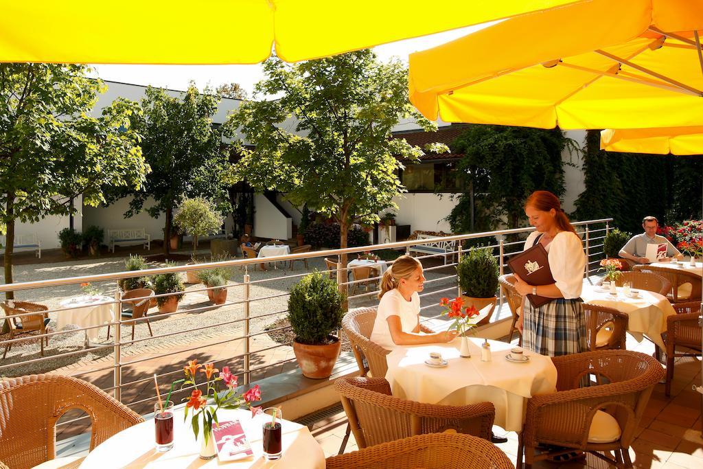 Hotel Hofmark باد بيرنباخ المظهر الخارجي الصورة